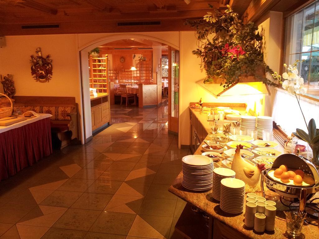 Hotel Garni Doris Кастельротто Экстерьер фото